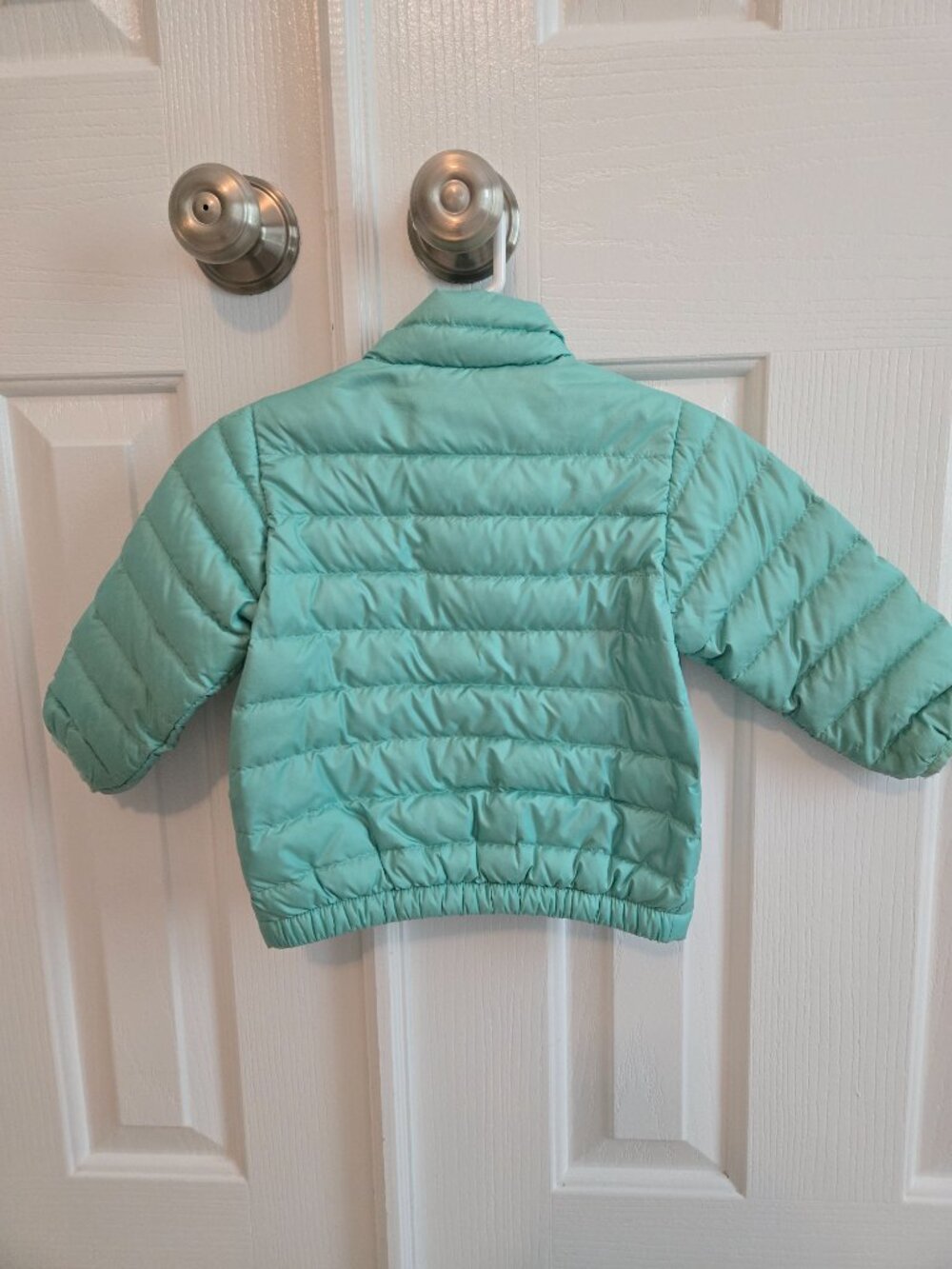 Girls size 6-12 month Patagonia Baby Down Sweater Jacket - Picture 8 of 11